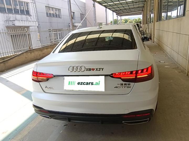 A4L 2023 40 TFSI Luxury Dynamic photo 3