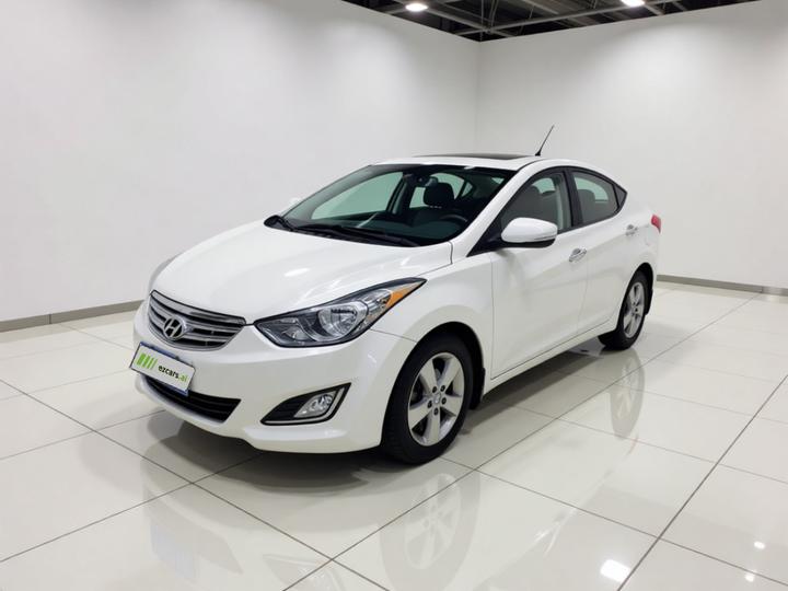 Elantra 2012 1.6L MT Leading