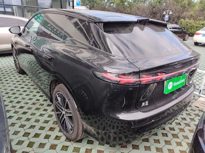Voyah 2025 AWD Qiankun photo 4