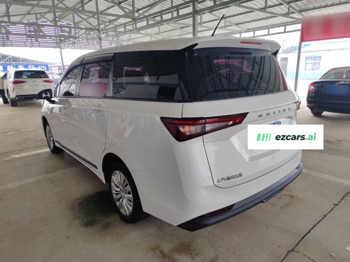 Wuling 2022 1.5L MT Elite photo 4