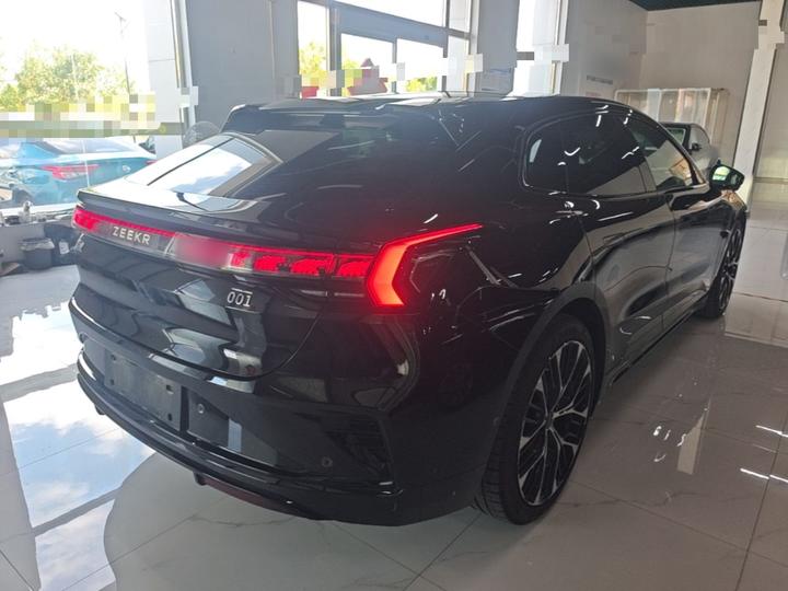 001 2026 103 AWD Ultra+ photo 4
