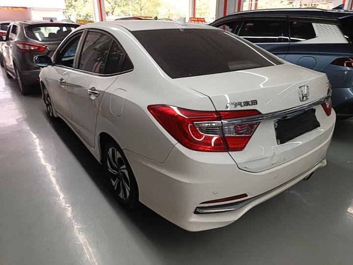 Crider 2016 1.8L CVT Luxury photo 4