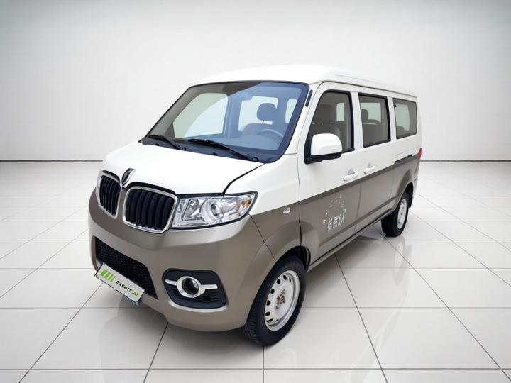 Jinbei Hiace X30 2023 1.5L Business Bus 5/6/7-Seater SWC15M