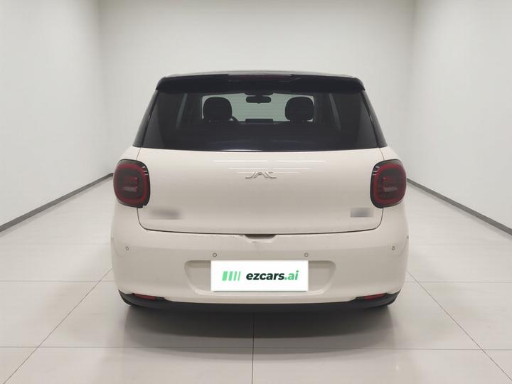 Yiwei 3 2023 505km Pro photo 5