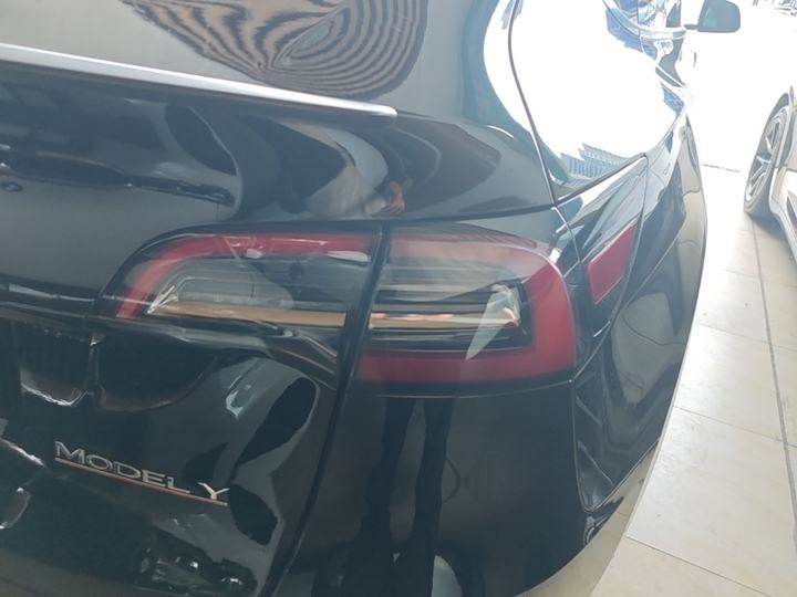 Model Y 2022 Performance AWD photo 2