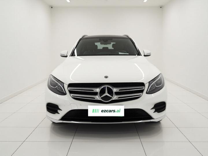 GLC 2019 GLC 260 L 4MATIC Dynamic photo 2