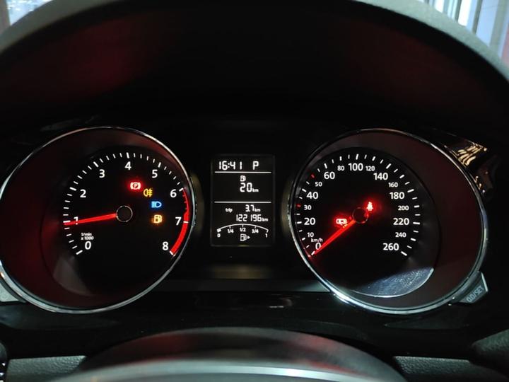 Sagitar 2015 1.6L AT Comfort photo 7