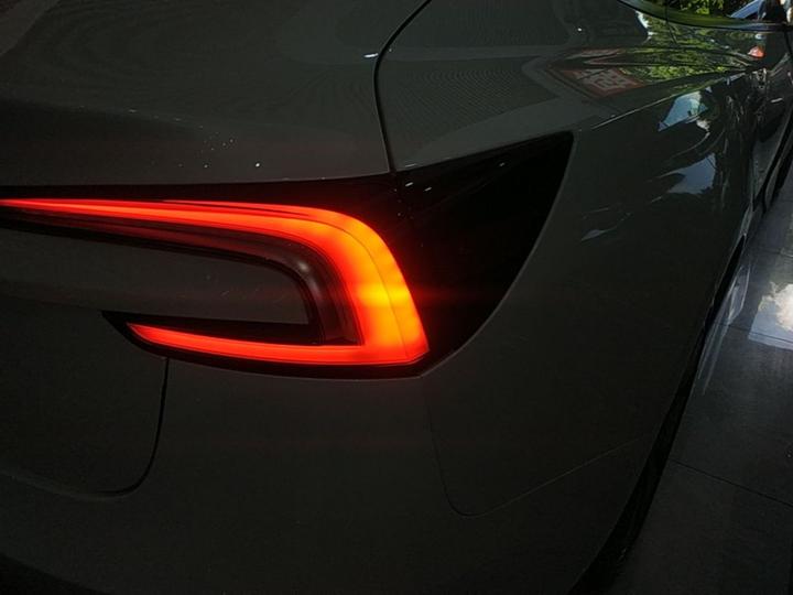 Model 3 2025 Long Range RWD photo 7