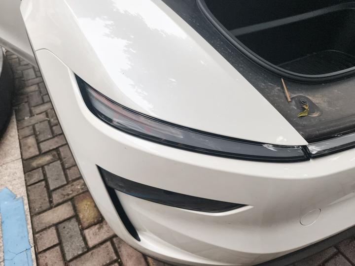 Model Y 2025 RWD photo 7