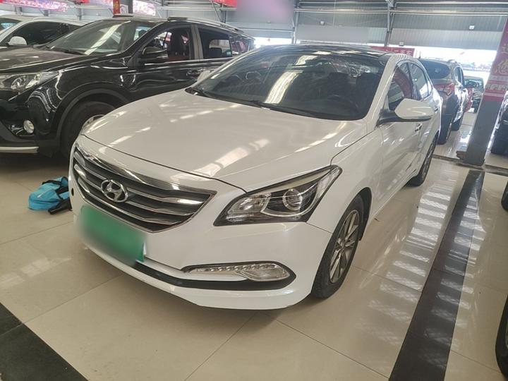 Mistra 2014 1.8L AT Smart GLS