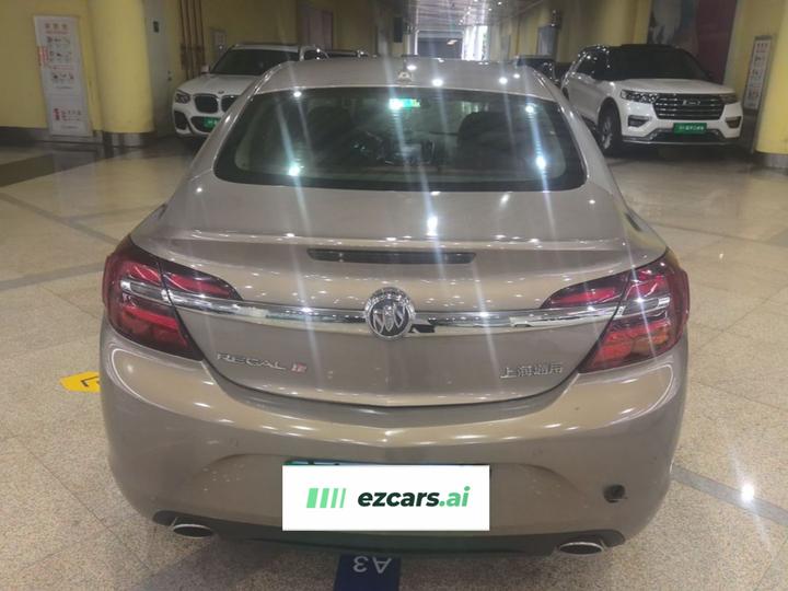 Regal 2015 1.6T Elite Tech photo 6