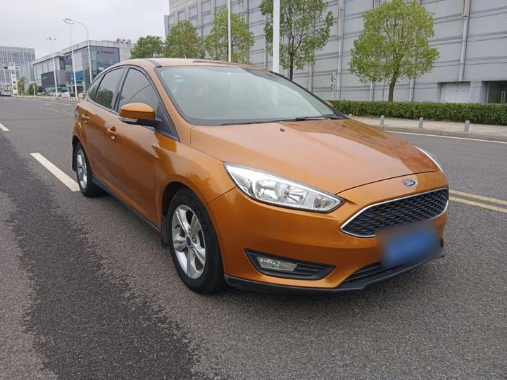 Focus 2015 Hatchback 1.6L AT Comfort photo 3