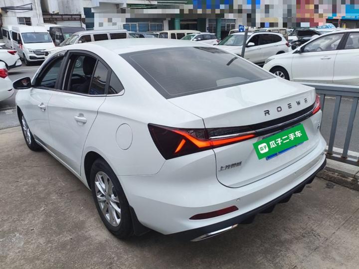 i5 2023 1.5L CVT Luxury photo 4