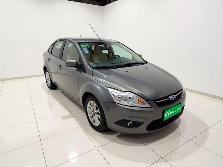 Focus 2013 Sedan Classic 1.8L AT photo 3