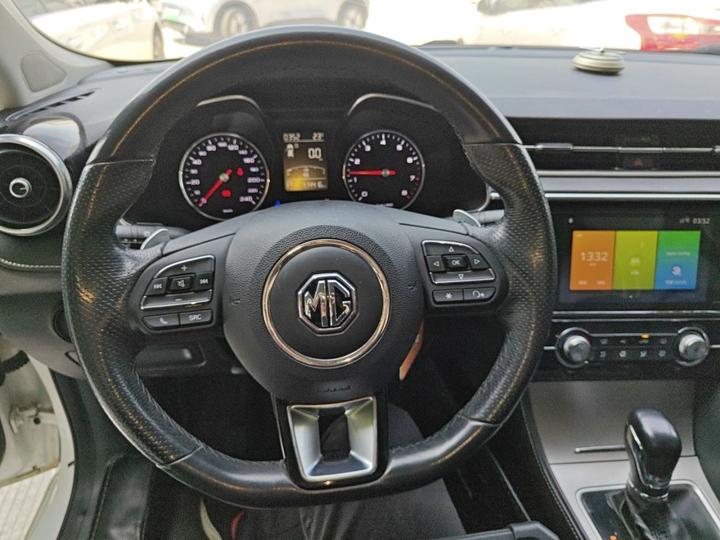 MG6 2017 20T AT Luxury Connected China V photo 6