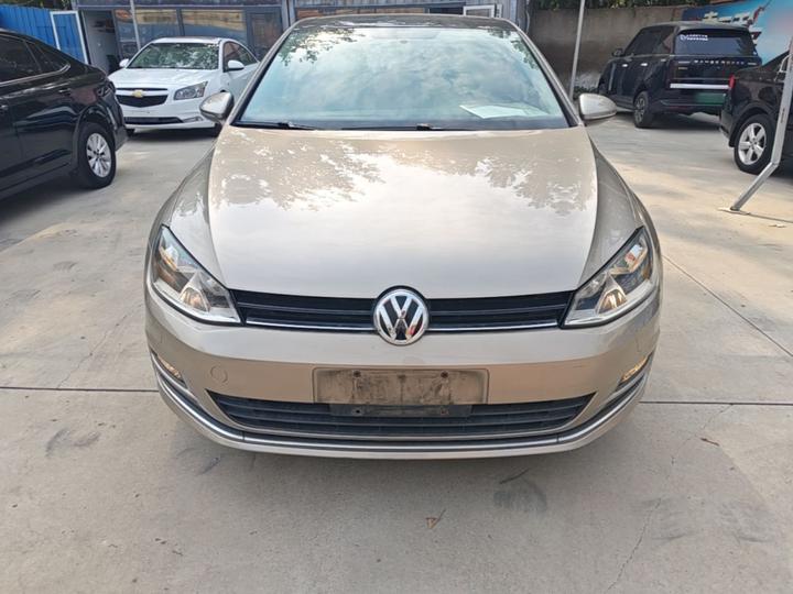 Golf 2016 230TSI AT Comfort photo 2