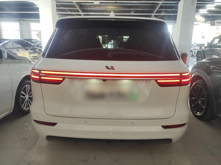 Li Auto ONE 2021 EREV 6-Seater photo 5