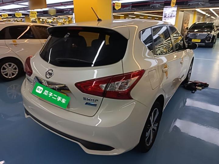 Tiida 2016 1.6L CVT photo 4