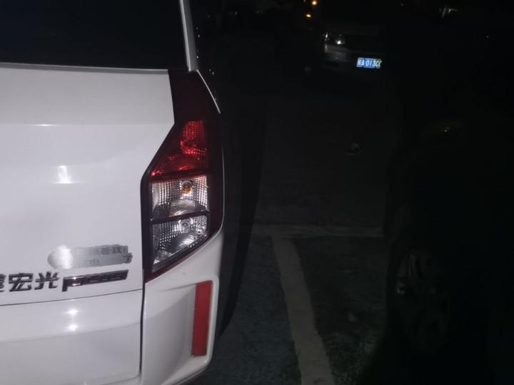 Wuling Hongguang PLUS 2020 1.5L MT Standard 5-Seater photo 7