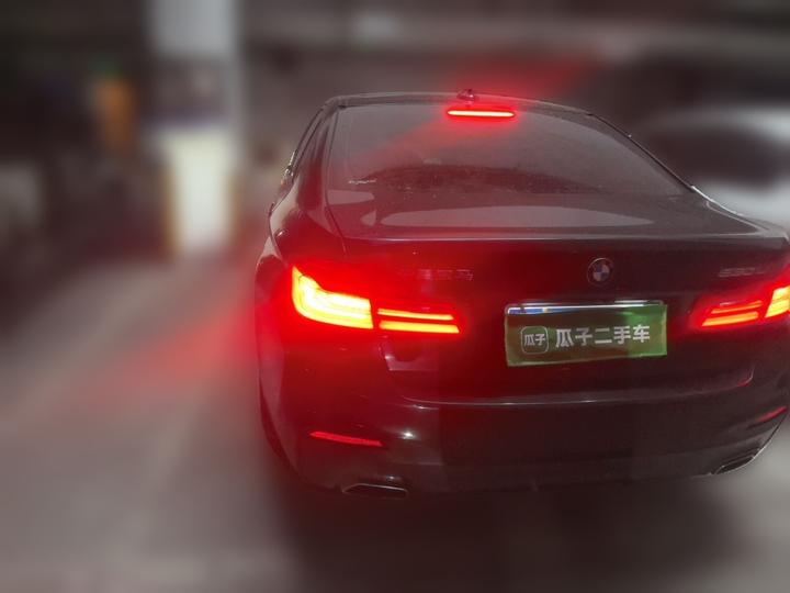5 Series 2018 530Li Leading M Sport Package photo 4