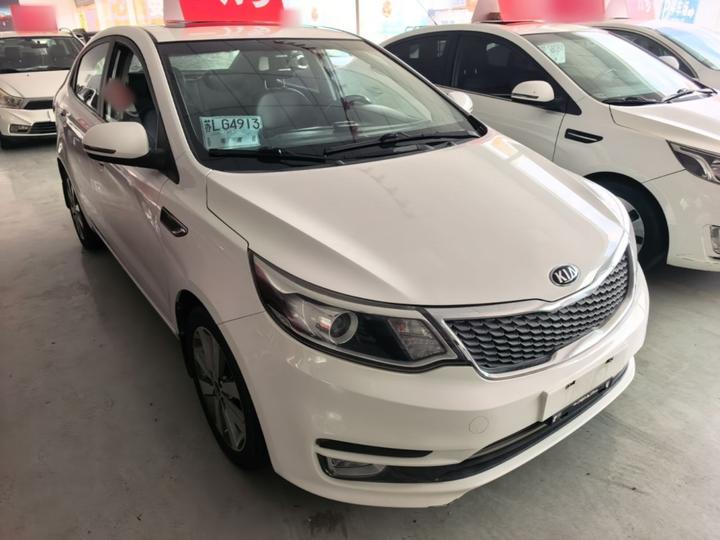 K2 2015 Sedan 1.6L AT Premium photo 3