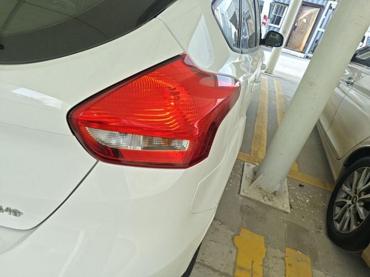 Focus 2017 Hatchback 1.6L AT Comfort photo 7