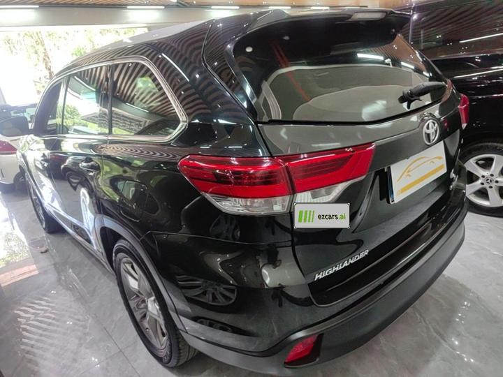 Highlander 2018 2.0T AWD Premium 7-Seater China VI photo 4