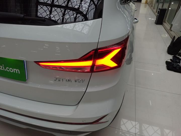 VS7 2023 280TSI AT Progressive photo 7