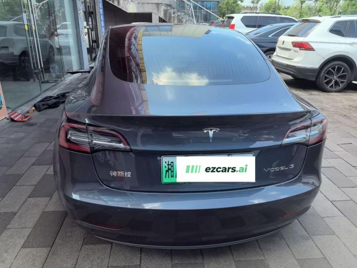 Model 3 2019 Standard Range RWD Upgraded photo 3