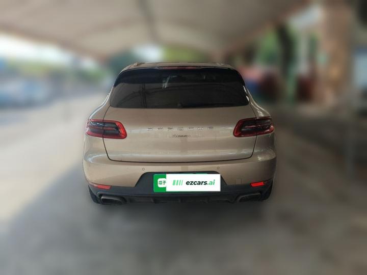 2014 Macan 2.0T photo 5