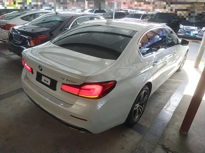 5 Series 2023 530Li Leading Luxury photo 6