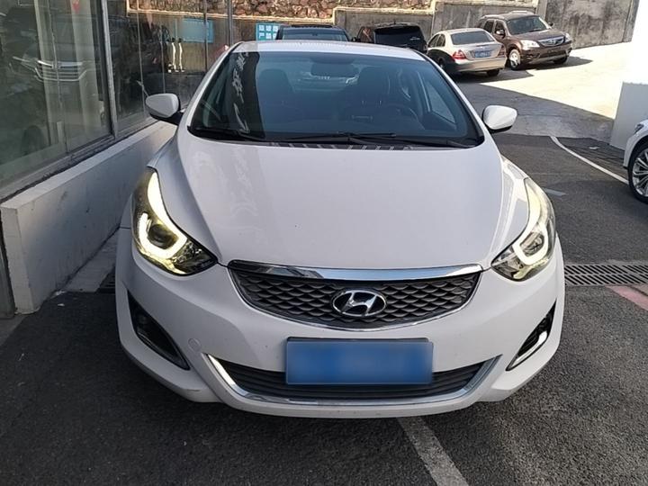 Elantra 2016 1.6L AT Smart photo 2