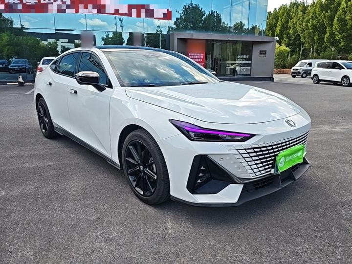 UNI-V 2024 1.5T photo 3