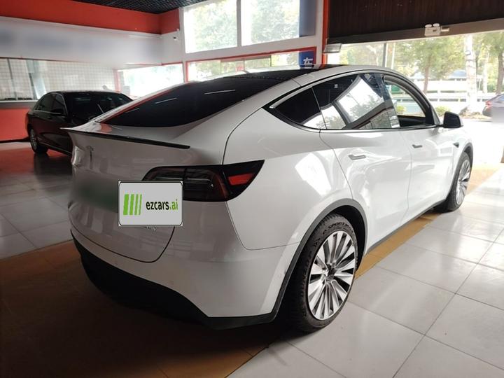 Model Y 2022 Facelift RWD photo 4