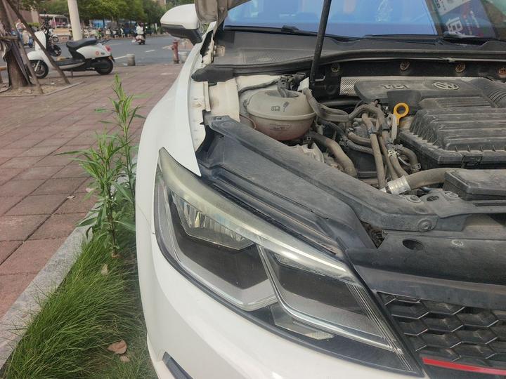 Lamando 2015 280TSI DSG Comfort photo 7
