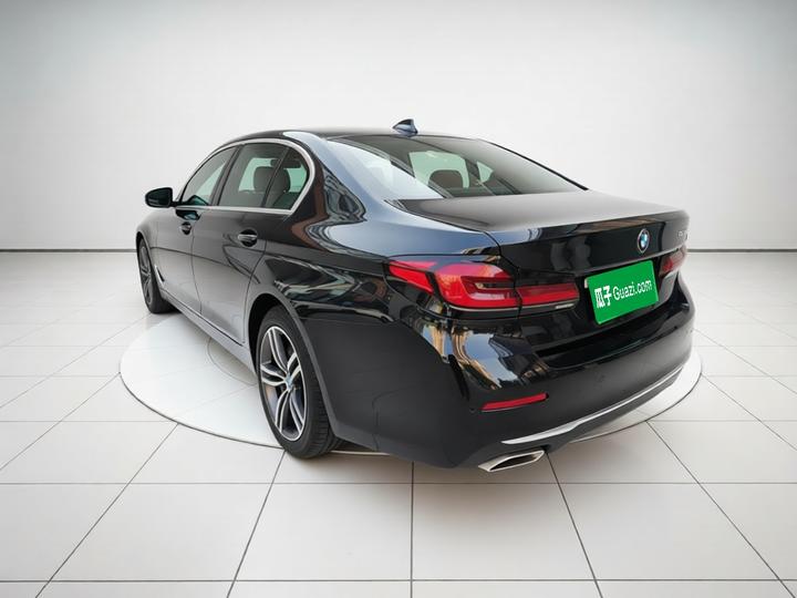 5 Series 2023 530Li Leading Luxury photo 4