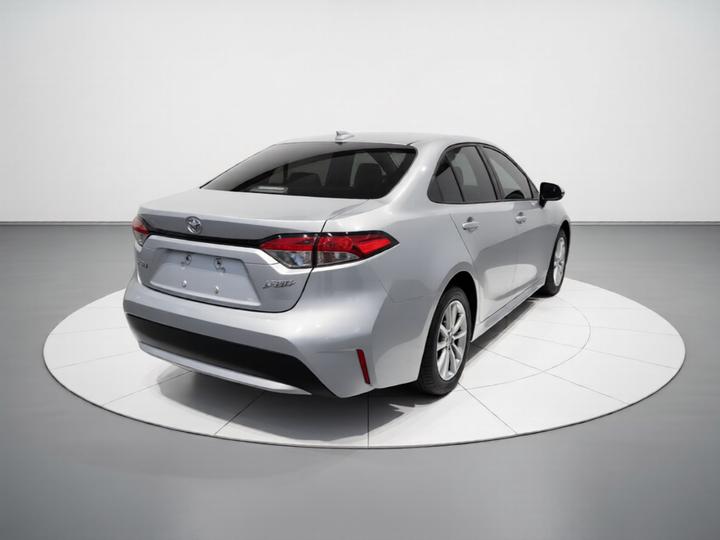 Levin 2022 185T CVT Luxury photo 6