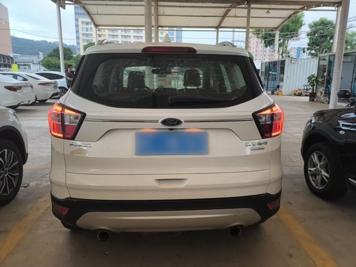 Kuga 2017 EcoBoost 180 RWD photo 5