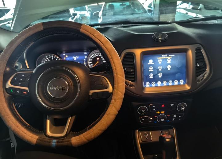 Compass 2017 200T AT photo 6
