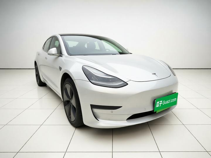 Model 3 Imported 2019 Long Range AWD photo 3
