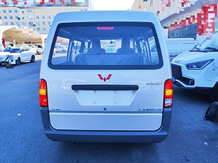 Wuling Zhiguang 2023 1.5L 5/7-Seater photo 3