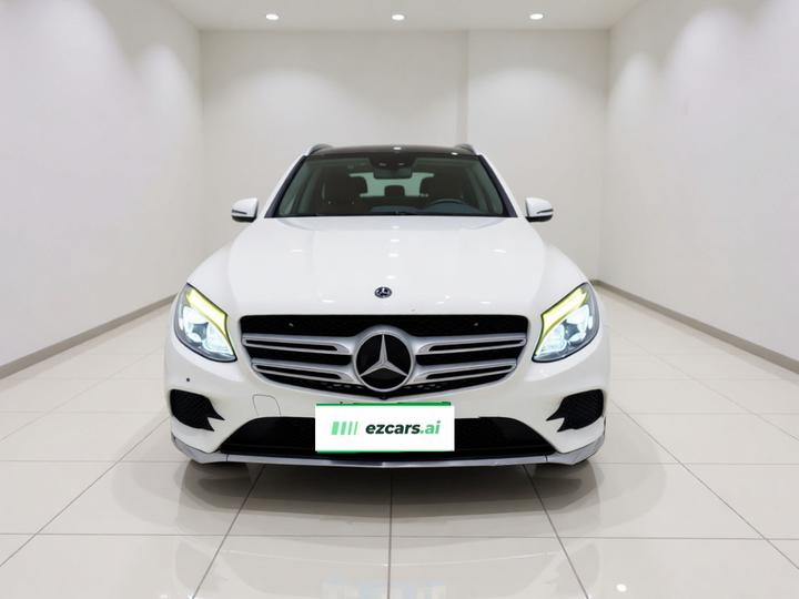 GLC 2019 GLC 300 L 4MATIC Dynamic photo 2