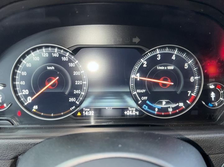3 SeriesGT 2019 320i M Sport Package photo 3