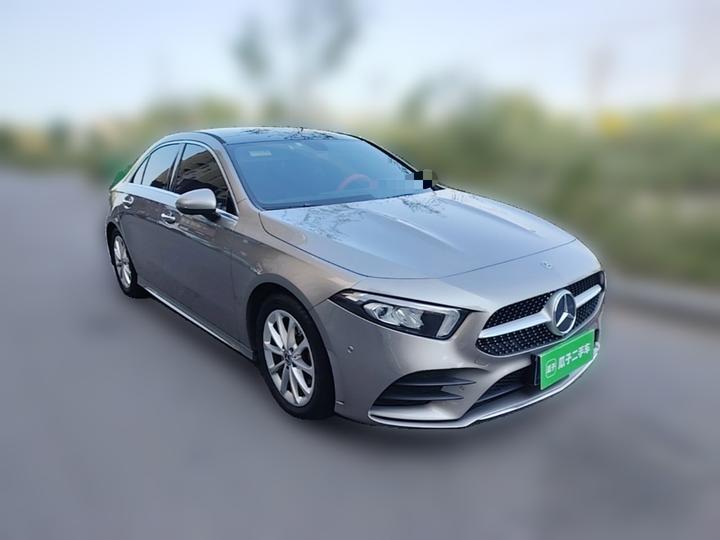 A-Class 2020 Facelift A 200 L Sport Dynamic photo 3