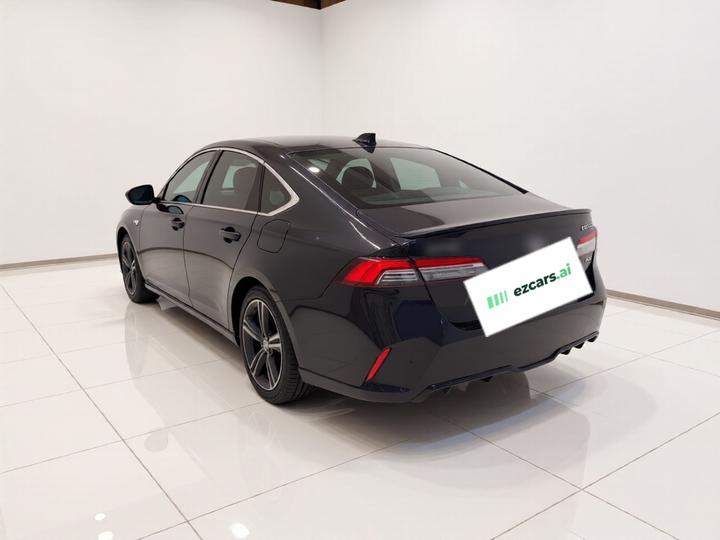 2023 260TURBO Elegant photo 4