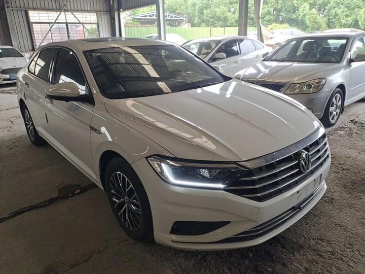 Sagitar 2021 200TSI DSG Comfort Connected photo 3