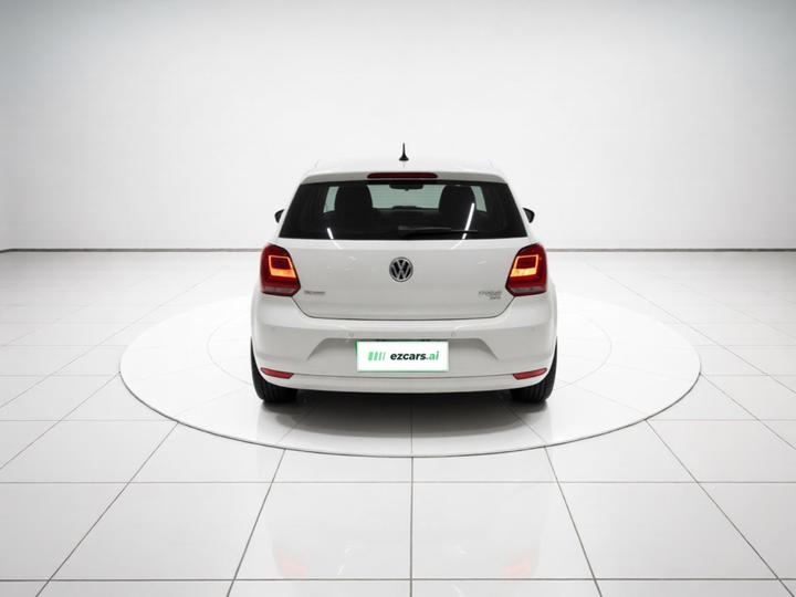 Polo 2016 1.6L MT Comfort photo 3