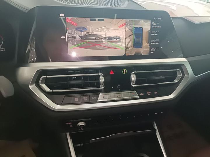 4 Series 2022 425i M Sport Package photo 8