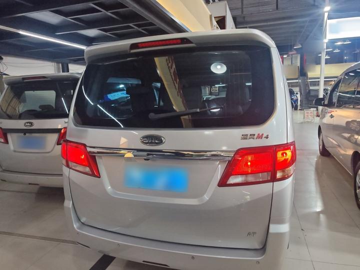 Refine M4 2022 2.0TGDI AT photo 3