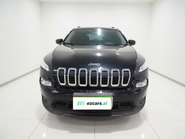 Cherokee 2016 2.0L photo 2